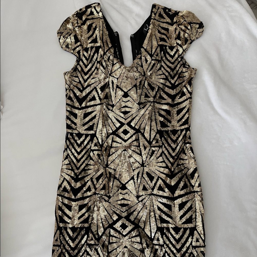 Lulus sequin gold black dress